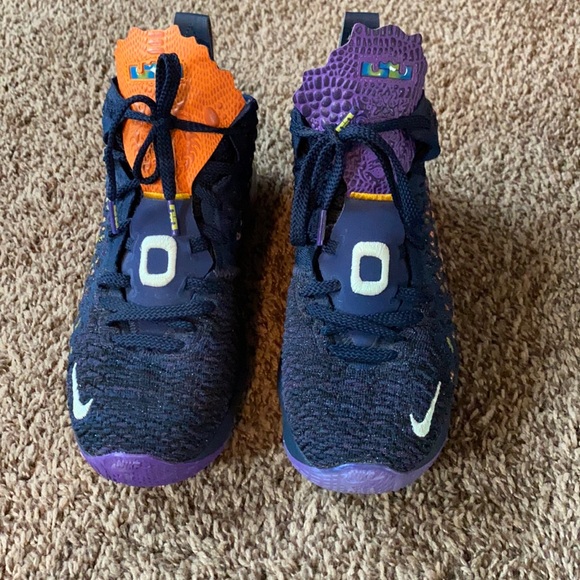 Nike Other - Nike Lebron 17 Monstars Space Jams Size 6Y